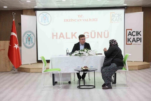 Vali Aydoğdu, Halk G&uuml;n&uuml;&rsquo;nde vatandaşların taleplerini dinledi
