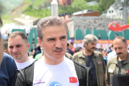 Vali Baruş, Paland&ouml;ken&rsquo;de "Run to stars" y&uuml;r&uuml;y&uuml;ş&uuml;ne katıldı

