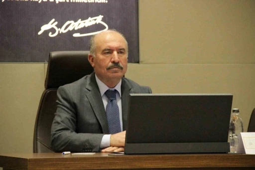 Vali &Ccedil;algan: "Ankara-Samsun Hızlı Demir Yolu Projesi&rsquo;nin Delice-&Ccedil;orum etabında y&uuml;zde 20 iş bitirme ger&ccedil;ekleşti"
