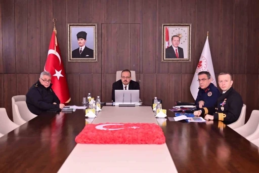 Vali Canbolat, Bakan Yerlikaya ile g&ouml;r&uuml;şt&uuml;
