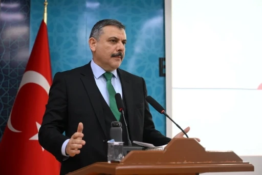 Vali &Ccedil;ift&ccedil;i&rsquo;den deprem  anma mesajı
