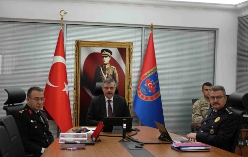 Vali Çiftçi: &quot;Palandöken’deki otellerde güvenlik sorunu yok&quot;
