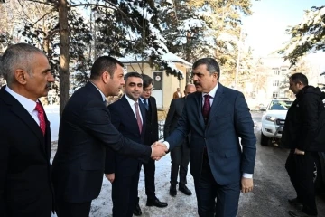 Vali &Ccedil;ift&ccedil;i&rsquo;ye tarım brifingi
