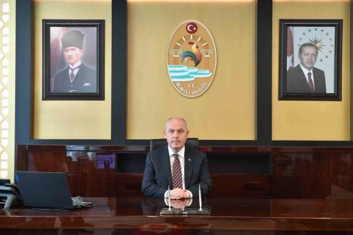 Vali Coşkun; &quot;15 Temmuz, milletin kahramanlığıyla kazanılmış şanlı bir demokrasi zaferidir&quot;
