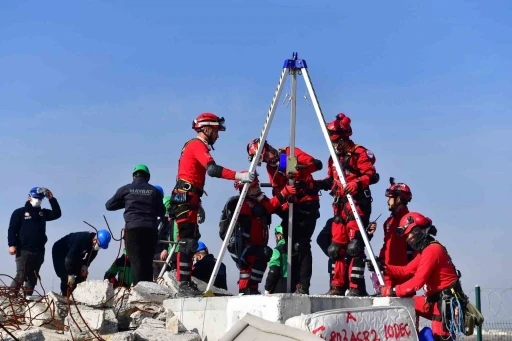 Vali Coşkun; &quot;Bugünün tatbikatı yarının hazırlığıdır&quot;
