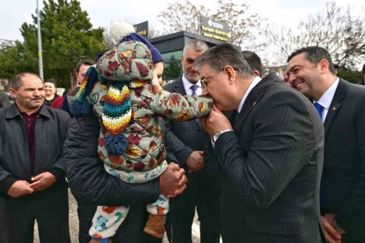 Vali Dr. Erdin&ccedil; Yılmaz Sivrihisar&rsquo;da coşkuyla karşılandı
