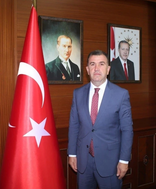 Vali Eldivan: "İstiklal Marşı milli şuurun ve ortak değerlerimizin en &ouml;nemli sembollerinden biridir"

