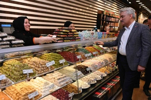 Vali Makas, ekonominin kalbi esnaflarla buluştu
