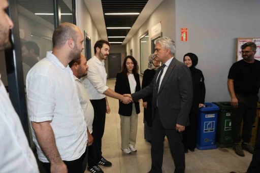 Vali Makas, G&uuml;m&uuml;şova OSB&rsquo;den bilgiler aldı
