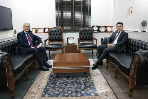 Vali Makas&rsquo;tan, Başsavcı Emre&rsquo;ye ziyaret
