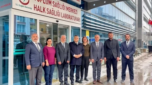 Vali Özarslan: &quot;Sağlık, bireylerin en temek hakkıdır&quot;

