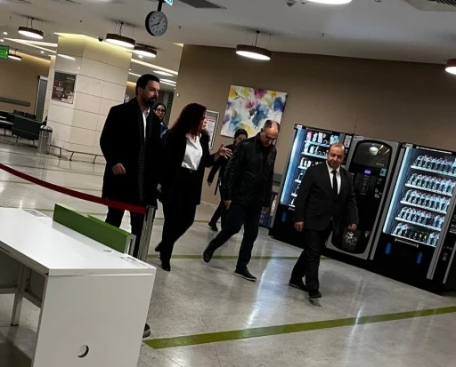 Vali Özkan’dan tedavisi süren Başkan Durbay’a ziyaret
