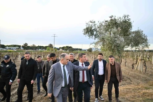 Vali Özkan: &quot;Çiftçilerimizin yanındayız&quot;
