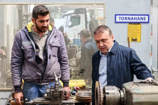 Vali S&ouml;zer G&uuml;l&uuml;mbe Şantiyesi&rsquo;nde incelemelerde bulundu
