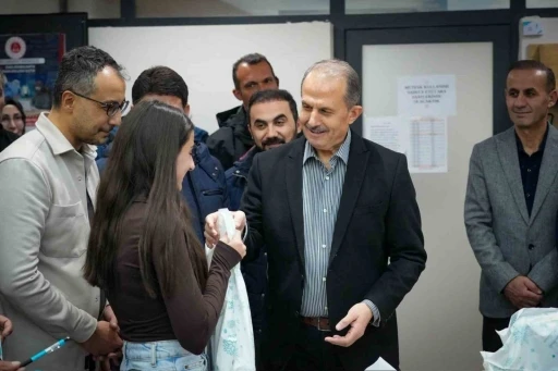 Vali Taşyapan&rsquo;dan Diyanet Gen&ccedil;lik Et&uuml;t Merkezi&rsquo;ne ziyaret
