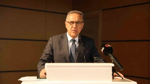 Vali Usta: &quot;Deprem değil, bina öldürür&quot;
