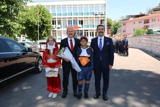 Vali Varol&rsquo;dan Ko&ccedil;arlı&rsquo;da yoğun mesai
