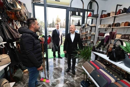 Vali Varol&rsquo;dan rezerv alanda faaliyet g&ouml;steren esnafa bayram ziyaret
