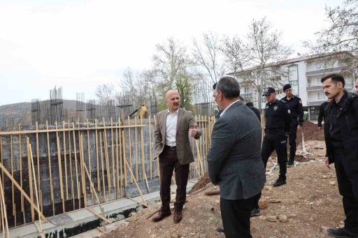 Vali Varol, kaymakamlık inşaatını inceledi
