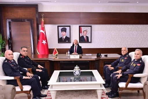 Vali Varol: "Jandarma, vatandaşlarımızın can ve mal g&uuml;venliğinin teminatıdır"
