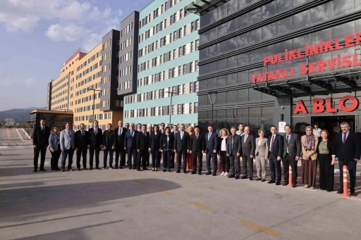 Vali Varol, Şehir Hastanesi&rsquo;nde incelemelerde bulundu
