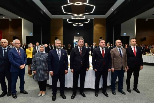 Vali Yılmaz Eskişehir Sempozyumu Gala Yemeği&rsquo;ne katıldı
