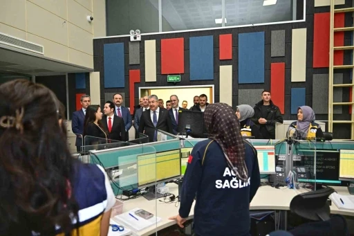 Vali Yılmaz, g&uuml;venlik ve acil durum faaliyetlerini inceledi
