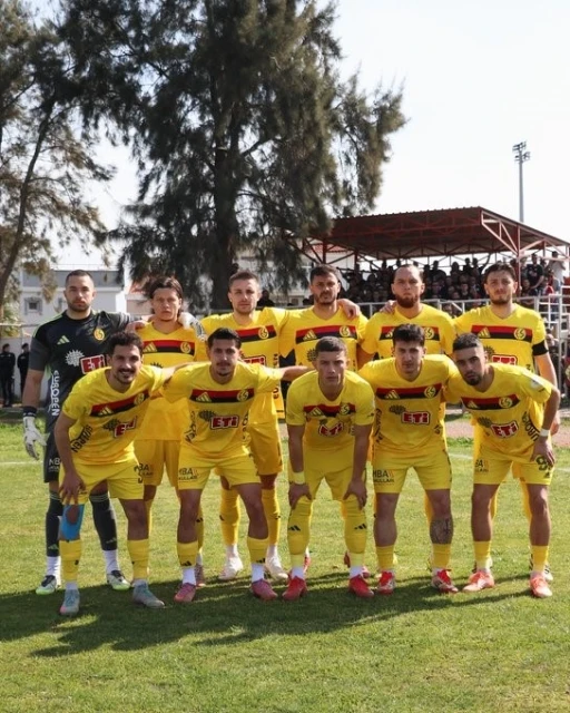 Vali Yılmaz ve Milletvekili Hatipoğlu&rsquo;ndan şampiyonluk mesajı
