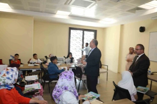 Vali Ziya Polat&rsquo;tan Yaz Kur&rsquo;an Kursu ziyaret!
