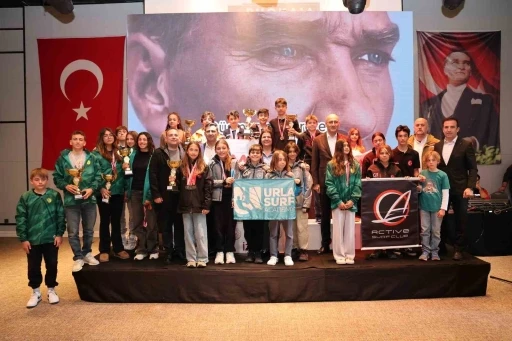 Valilik Kupası Yelken Yarışları Fo&ccedil;a&rsquo;da yapıldı
