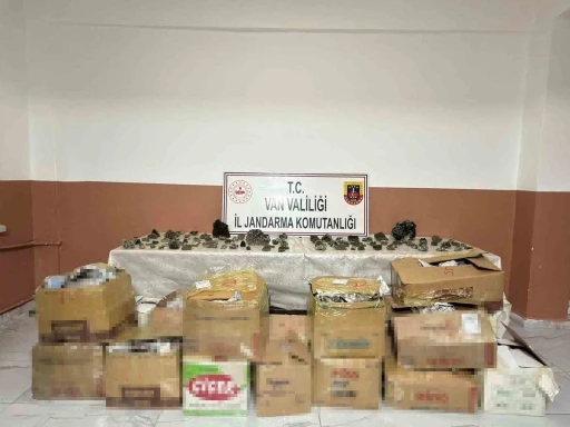 Van&rsquo;da bin 410 adet epidotlu kuvars taşı ele ge&ccedil;irildi
