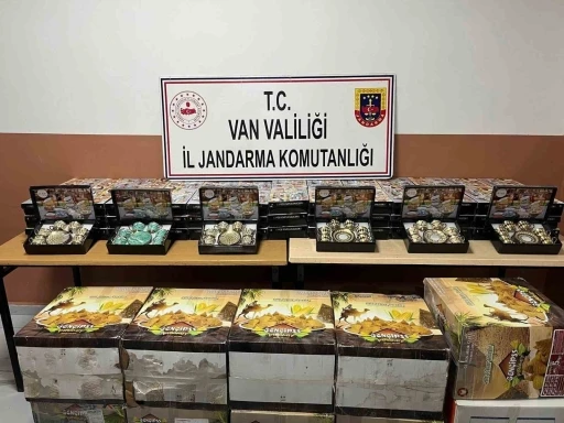 Van&rsquo;da g&uuml;mr&uuml;k ka&ccedil;ak&ccedil;ılığı operasyonu
