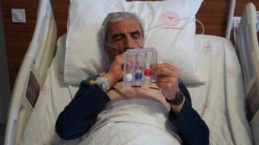 Van&rsquo;da ileri d&uuml;zey aort cerrahisiyle hasta hayata tutundu
