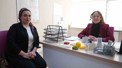 Van&rsquo;da obeziteyle m&uuml;cadele meyvelerini veriyor: 9 bin kişi zayıfladı
