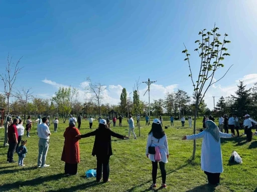 Van’da ‘Sağlık için hareket et&quot; yürüyüşü
