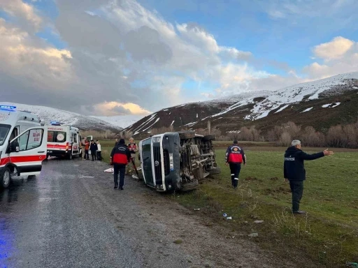Van&rsquo;da trafik kazası: 11 yaralı
