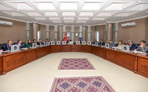 Van YY&Uuml; Danışma Kurulu &lsquo;S&uuml;rd&uuml;r&uuml;lebilir Su Y&ouml;netimi&rsquo; g&uuml;ndemiyle toplandı

