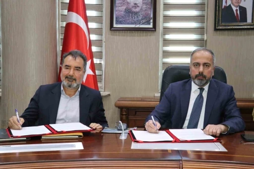Van YYÜ tarihinde bir ilk
