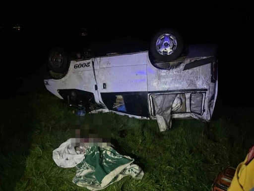 Varto&rsquo;da kamyonet takla attı: 1 &ouml;l&uuml;, 1 yaralı
