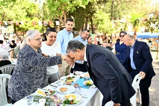 &rsquo;Vatan sağ olsun&rsquo; diyen şehit anneleri unutulmadı
