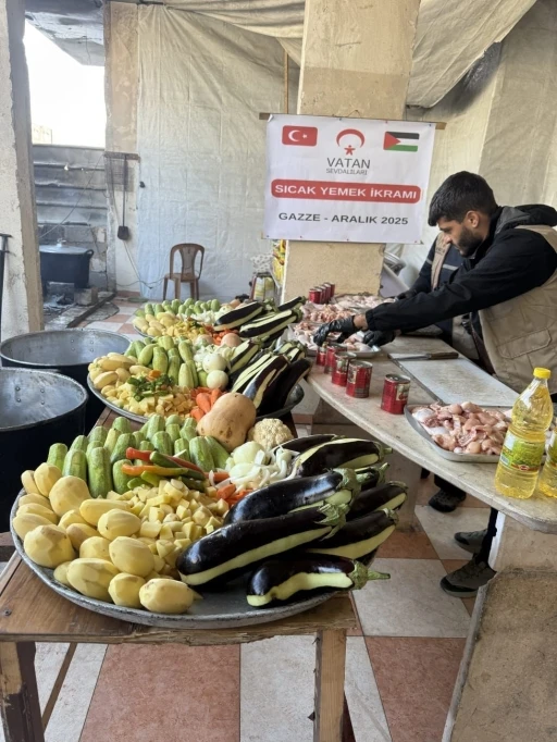 Vatan Sevdalıları Vakfı&rsquo;ndan Gazze&rsquo;ye yardım eli
