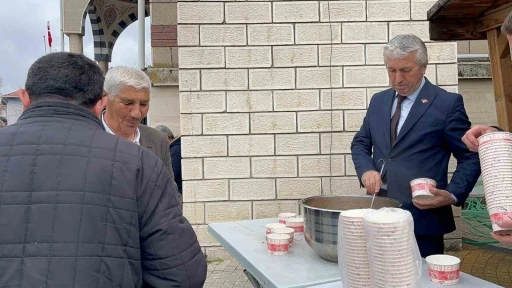 Vatandaşlara Ramazan Bayramı&rsquo;nda "ekşili pilav" ikramı
