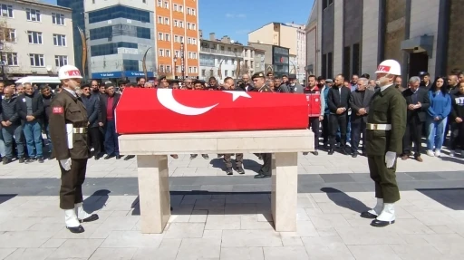 Vefat eden astsubay adayına hüzünlü veda
