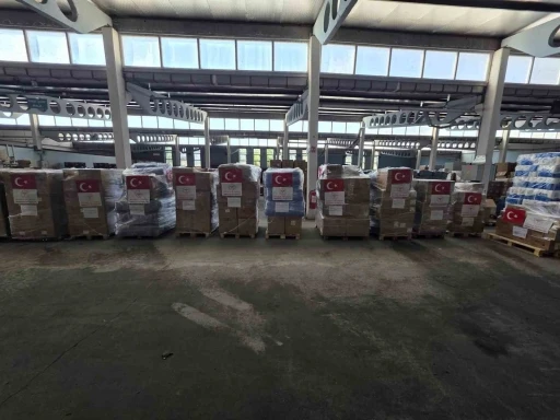 Venezuela&rsquo;ya 16,4 ton insani yardım malzemesi yola &ccedil;ıktı

