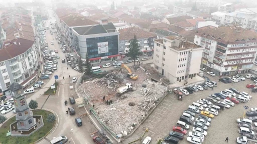 Vezirk&ouml;pr&uuml;&rsquo;de otopark ve meydan projesi i&ccedil;in &ccedil;alışmalar başladı
