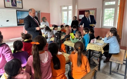 Vezirk&ouml;pr&uuml;&rsquo;de sosyal destek &ccedil;alışmaları
