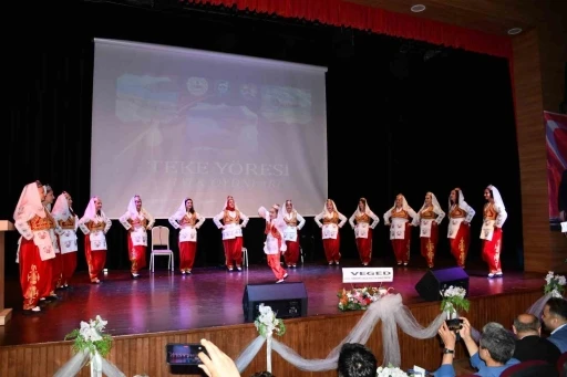 Vezirk&ouml;pr&uuml;&rsquo;de T&uuml;rk Halk Oyunları G&ouml;sterisi
