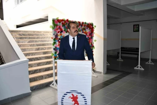 Vezirk&ouml;pr&uuml; MYO&rsquo;dan &ccedil;ocuk ihmal ve istismarına karşı farkındalık sergisi
