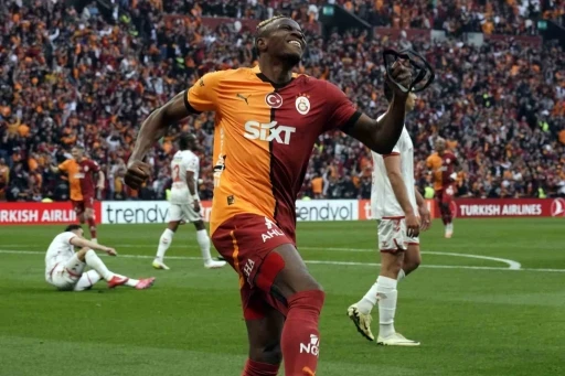 Victor Osimhen’den kariyer gol rekoru
