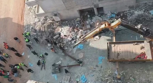 Vincin kırılmasıyla 2 işçi 25 metreden yere çakıldı
